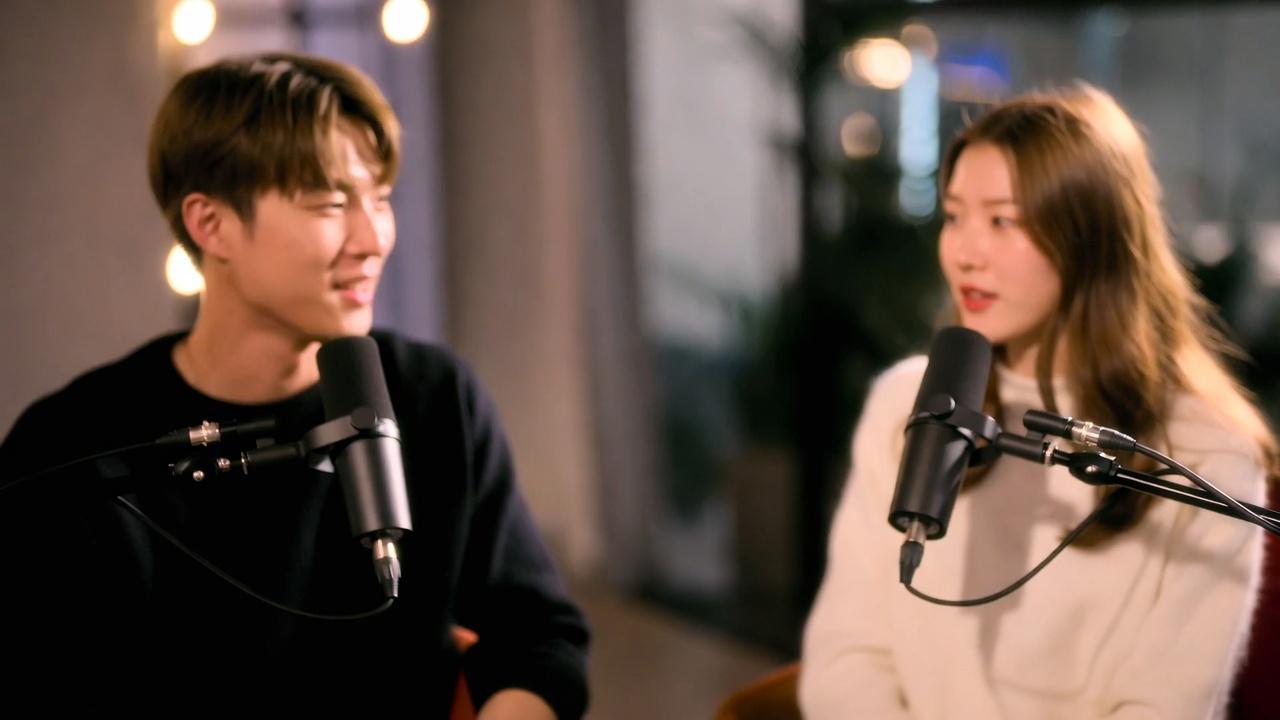 מאחורי המיקרופון: מה הופך ראיון טוב לבלתי נשכח