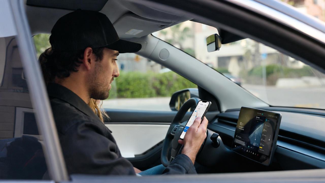 לא רק אפליקציה: איך NewTaxi בונה עתיד תחבורתי חכם לנהגים ולנוסעים