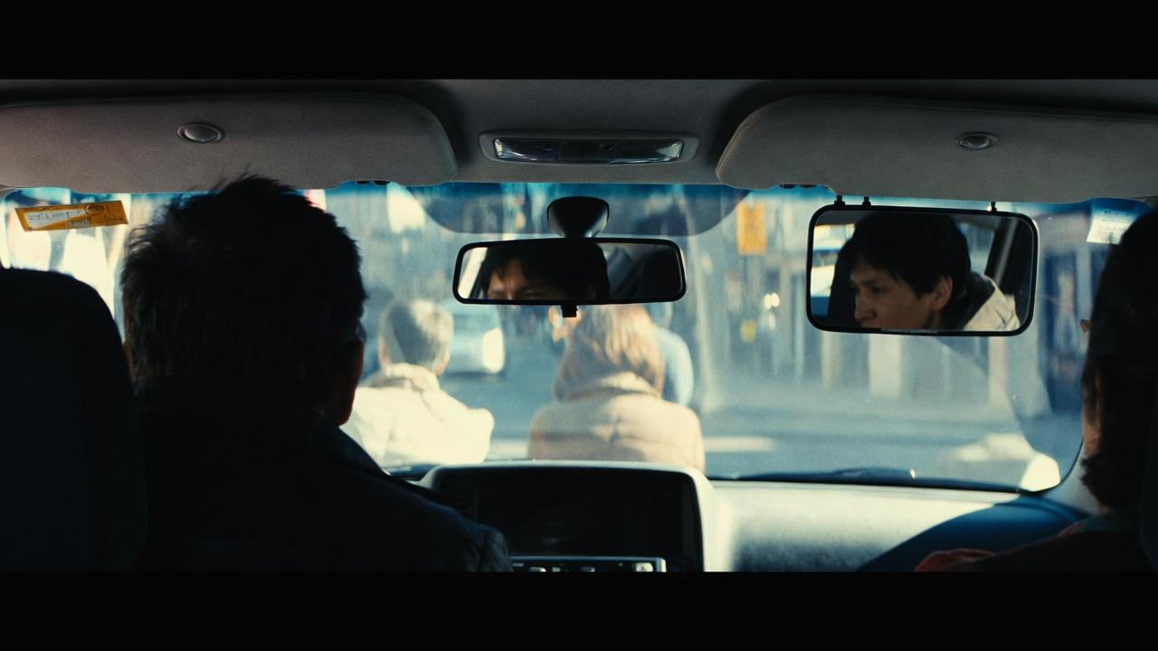 יום אחד, עשרות גורלות: החיים דרך המראה של נהג מונית