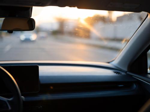 בין נסיעה לחוויה: איך הרכב שלך הפך למרחב האישי הכי חשוב ביום שלך